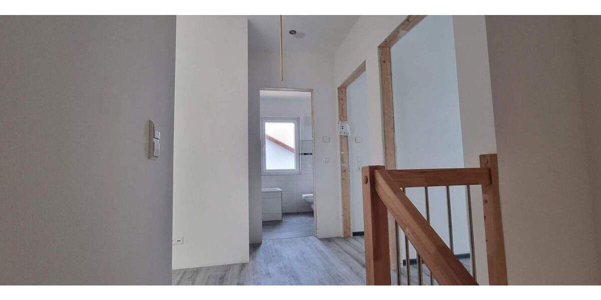 Doppelhaushälfte Frauenstein - 5 Zimmer, 140 m&sup2;, 1.250&euro; | Angebot:25381258