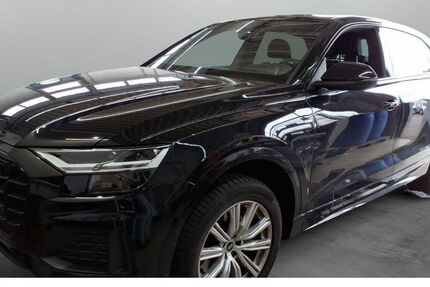 Audi Q8 39.500 km 69.680 € Würzburg 97076