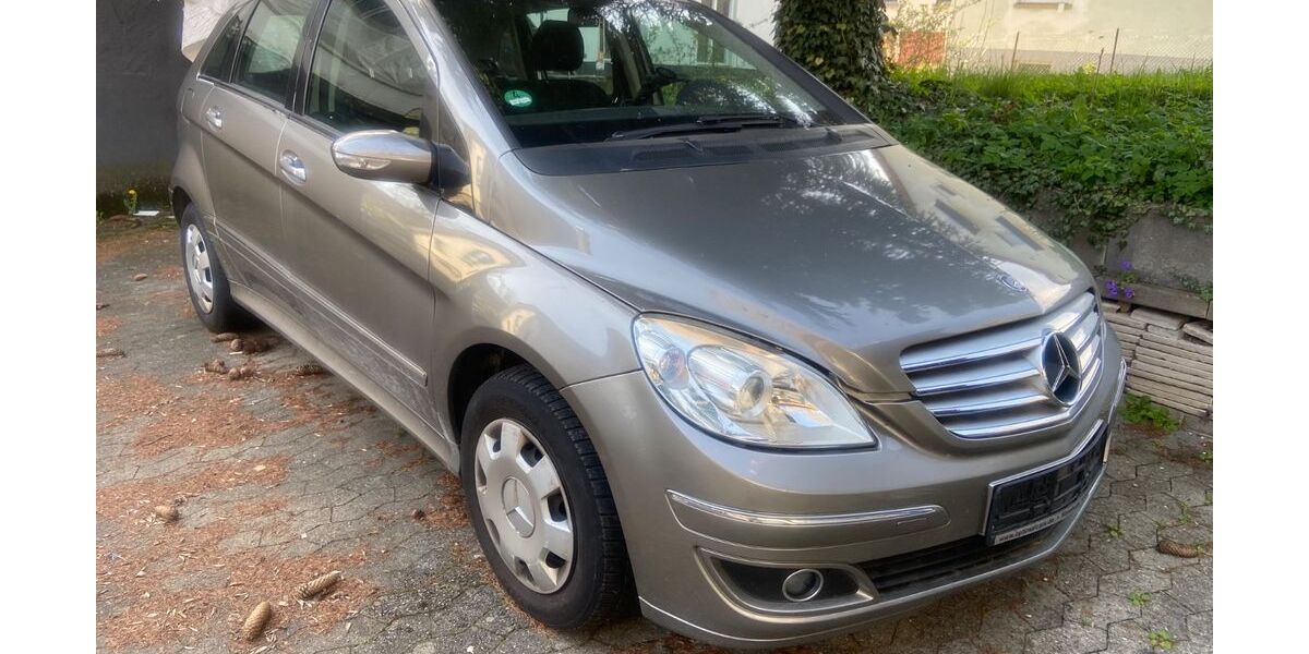Mercedes-Benz B 170 147.000 km 1.699 &euro; Lenningen 73252