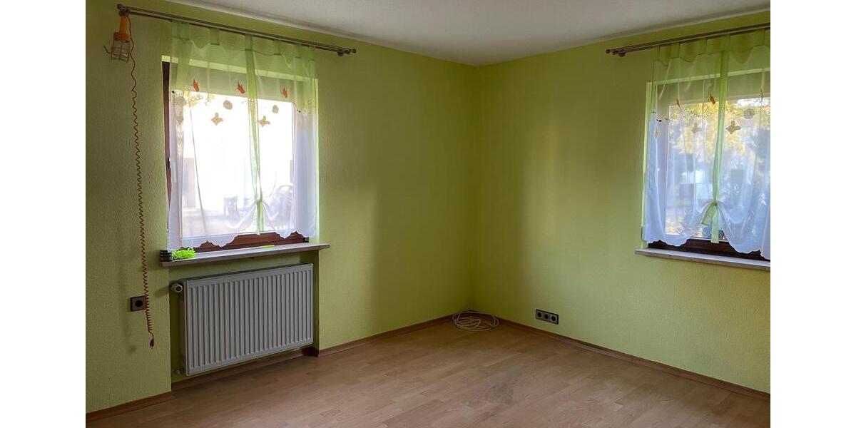 Doppelhaushälfte Nördlingen - 8 Zimmer, 105 m&sup2;, 279.000&euro; | Angebot:26416381