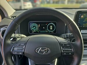 Hyundai KONA Elektro Trend 2WD Navi Digitales Cockpit Soun 49.200 km 19.990 &euro; Bad Wünnenberg 33181