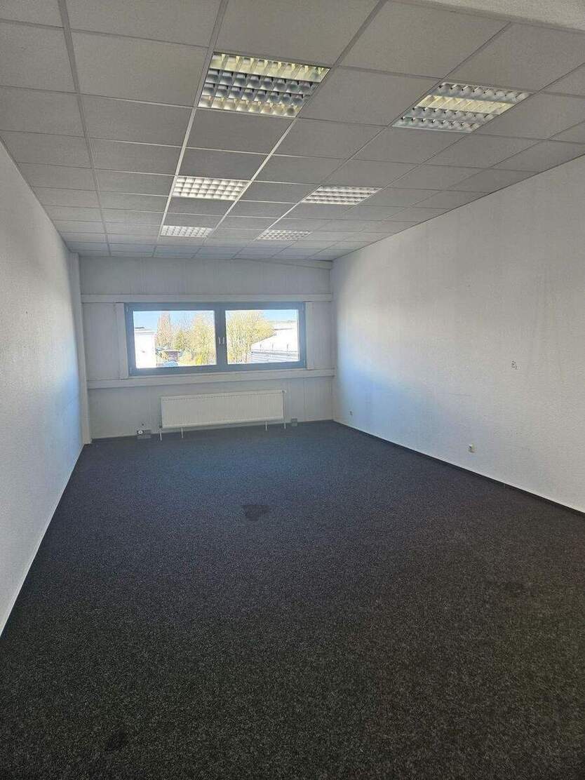 ...Ihr neuer Firmensitz nahe Schwerin! zimmer