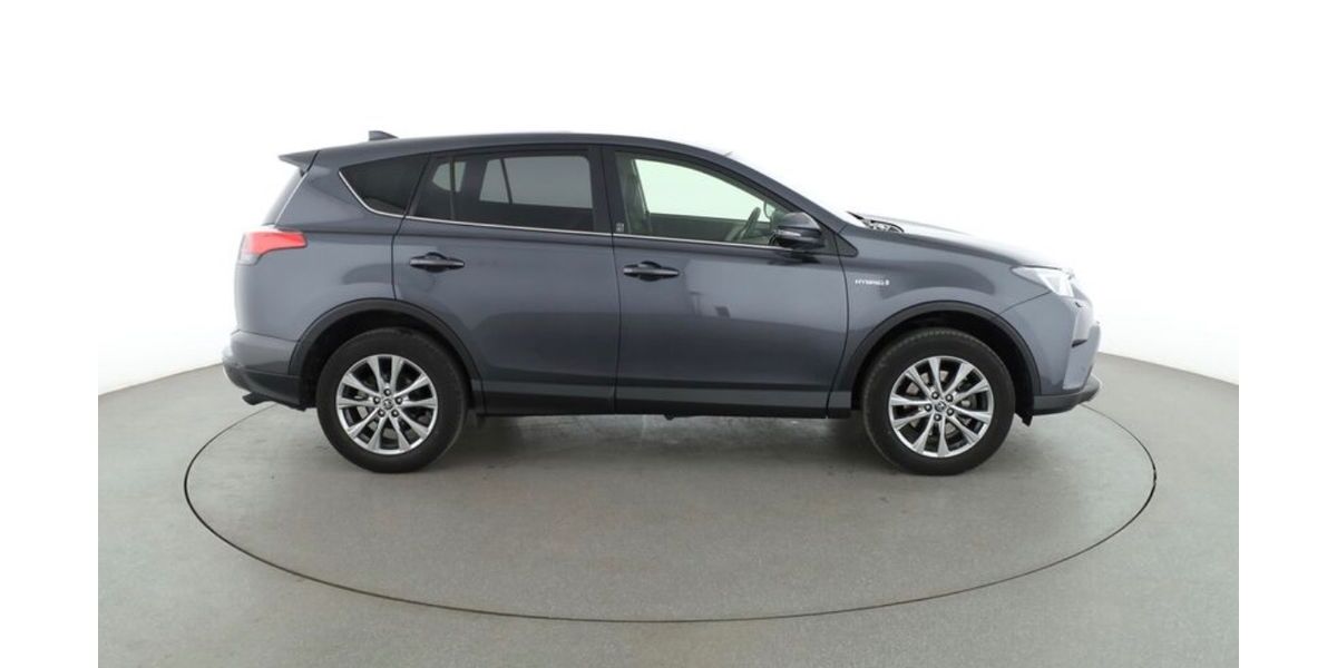 Toyota RAV 4 70.800 km 21.400 &euro; Unterhaching 82008