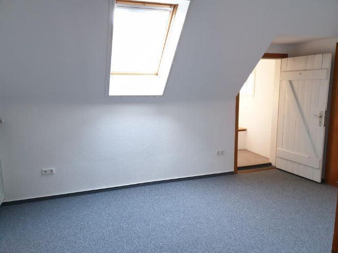 Dachgeschoßwohnung Jever - 2 Zimmer, 61 m&sup2;, 475&euro; | Angebot:26645684
