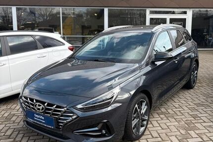 Hyundai i30 42.465 km 17.490 &euro; Oberhausen 46049