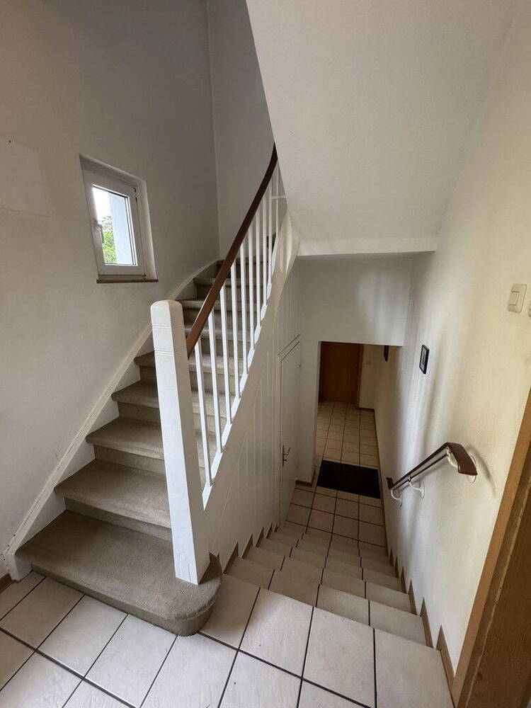 Zentrales Wohnen an der Lippe: Großzügiges Familienhaus mit Garten