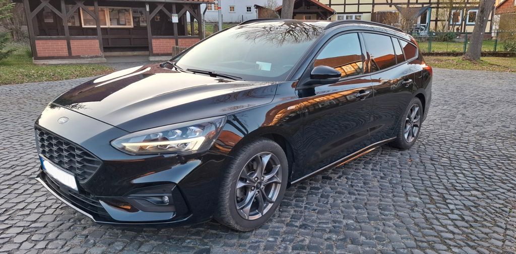 Ford Focus 63.000 km 15.999 &euro; Moringen 37186