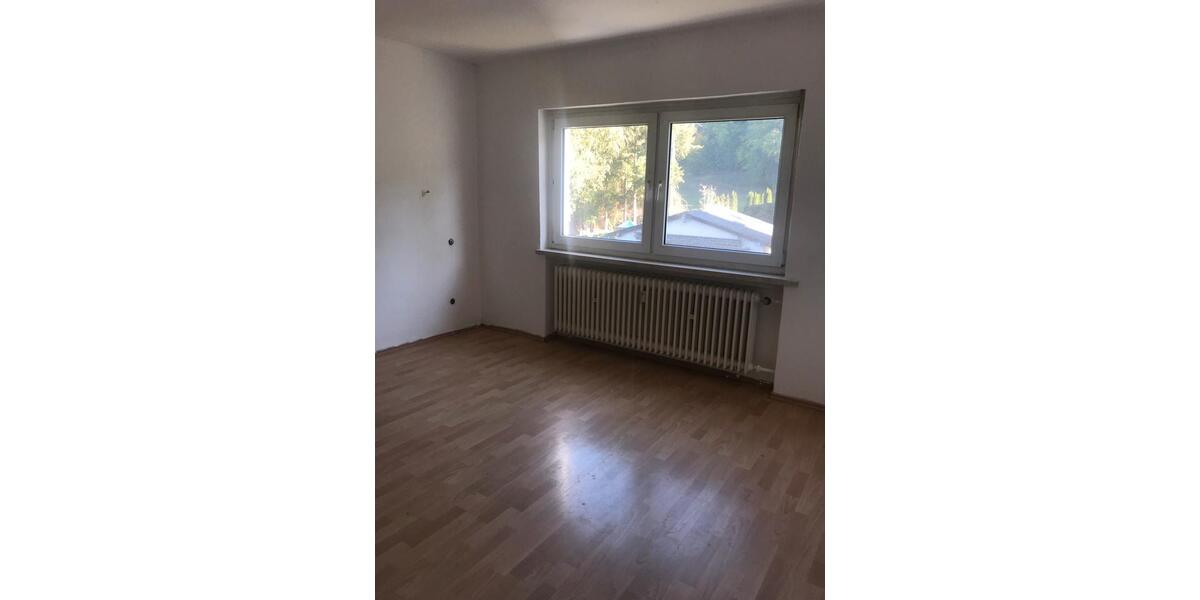 Einfamilienhaus Lahntal - 11 Zimmer, 235 m&sup2;, 280.000&euro; | Angebot:26856084
