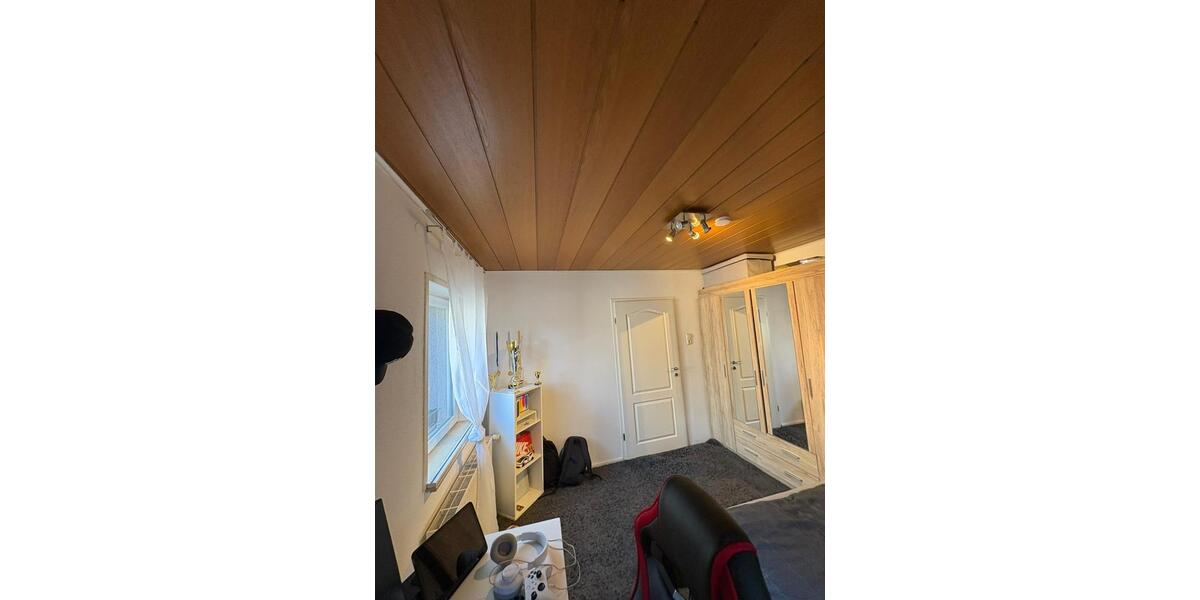 Etagenwohnung Dingolfing - 4 Zimmer, 85 m&sup2;, 950&euro; | Angebot:25975865