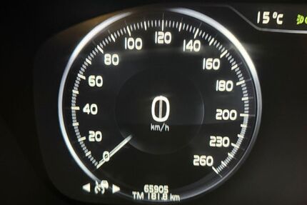 Volvo XC60 66.000 km 35.500 &euro; Bremen 28195