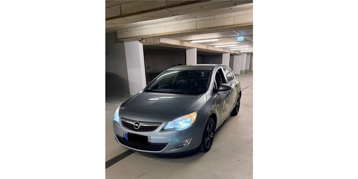 Opel Astra 187.000 km 3.295 &euro; Zwenkau 04442