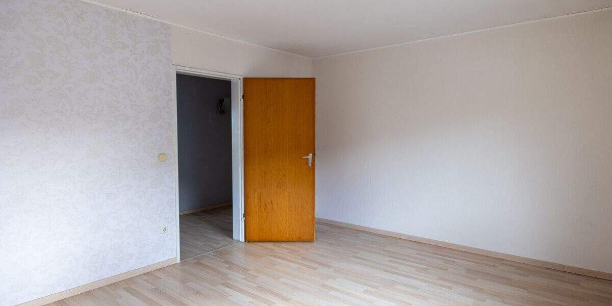 Mehrfamilienhaus, Wohnhaus Delmenhorst Stickgras/Annenriede - 6 Zimmer, 200 m&sup2;, 418.000&euro; | Angebot:25700085