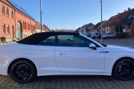 Audi A5 30.850 km 31.900 &euro; Klötze 38486