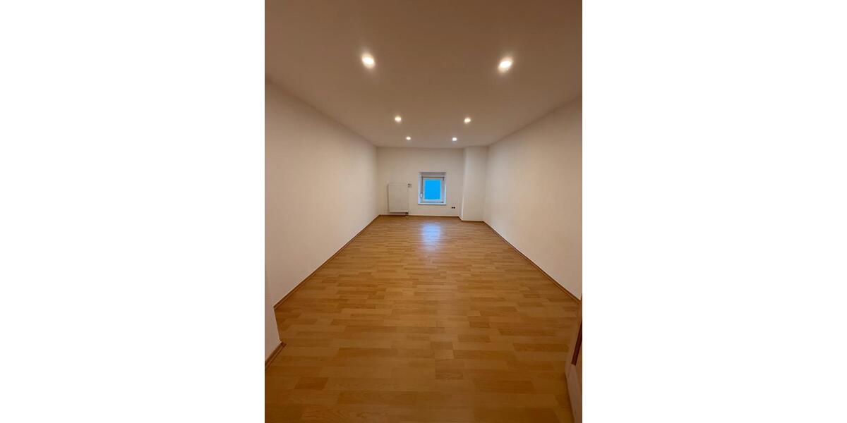 Reihenhaus Fell - 5.5 Zimmer, 150 m&sup2;, 1.290&euro; | Angebot:25501552