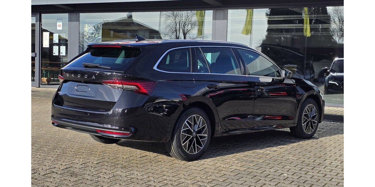 Skoda Octavia Selection Automatik|Winterpaket|LED 1.008 km 32.990 &euro; Wermelskirchen 42929