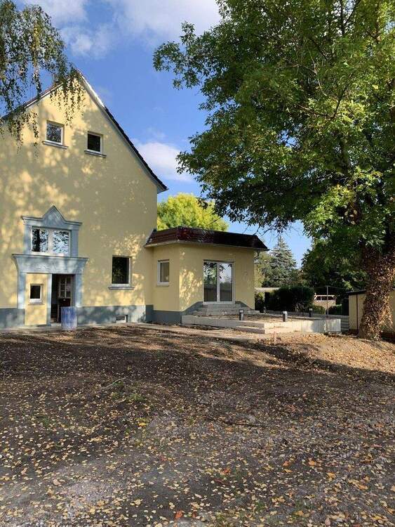 Familienfreundliches Einfamilienhaus in beliebter ruhiger Lage - Erstbezug- 8 zimmer