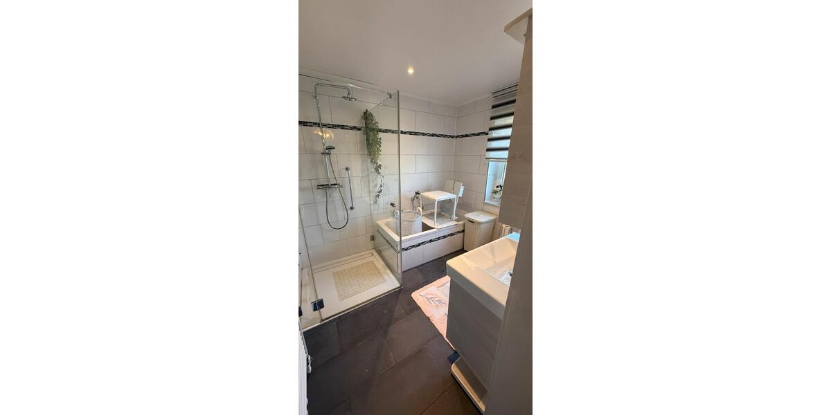 Einfamilienhaus Wiefelstede - 6 Zimmer, 236 m&sup2;, 439.000&euro; | Angebot:26958430