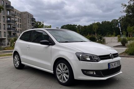 VW Polo 108.000 km 6.300 &euro; Hamburg 22763