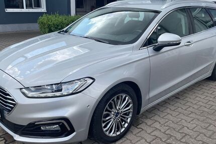 Ford Mondeo 72.998 km 21.999 &euro; Leuna 06237