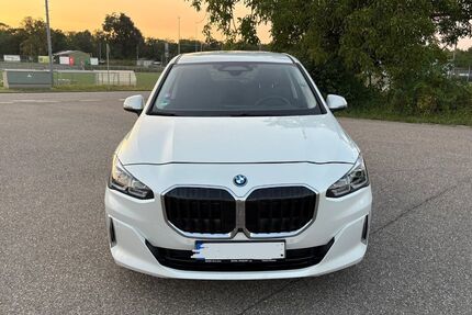 BMW 225 Active Tourer 14.010 km 32.900 € Neuenburg 79395