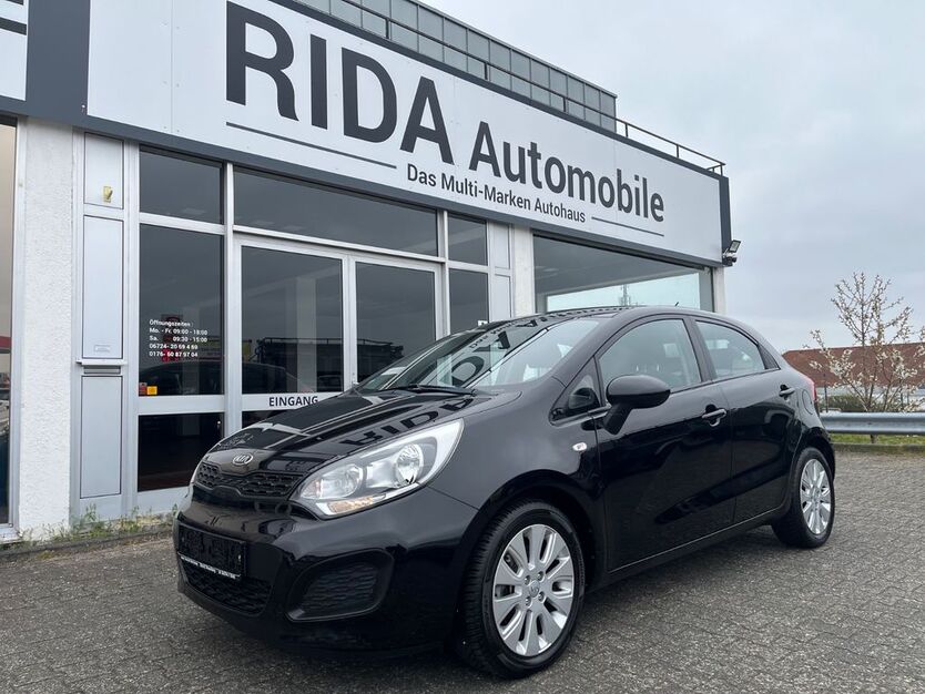Kia Rio 100.000 km 5.990 € Stromberg - Warmsroth 55442