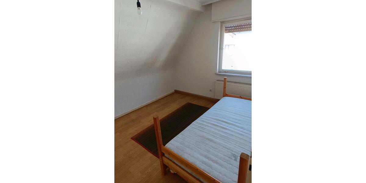 Etagenwohnung Sandhausen - 5 Zimmer, 70 m&sup2;, 650&euro; | Angebot:26495378