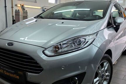 Ford Fiesta 74.000 km 6.990 &euro; Bielefeld 33659