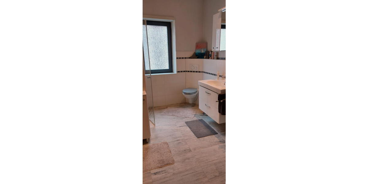 ObjNr:18938 - Hochwertig saniertes Zweifamilienhaus mit Ladenanteil 8 zimmer