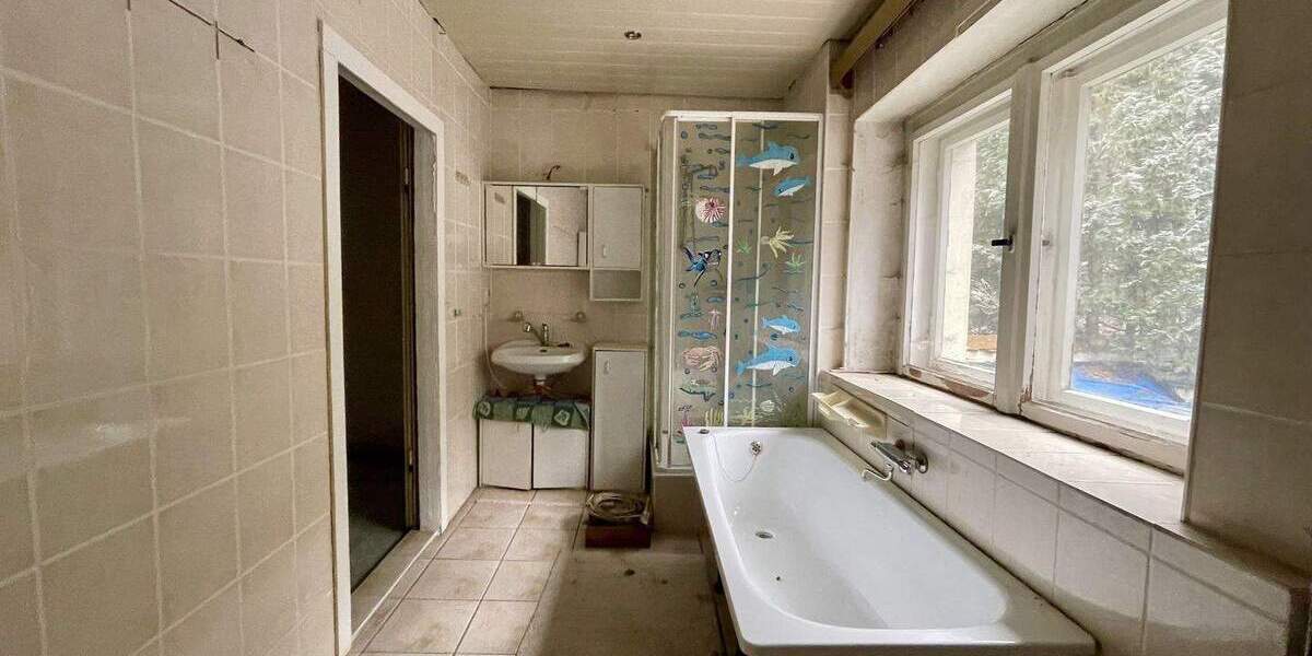 Einfamilienhaus Glashütte - 8 Zimmer, 120 m&sup2;, 80.000&euro; | Angebot:24700842