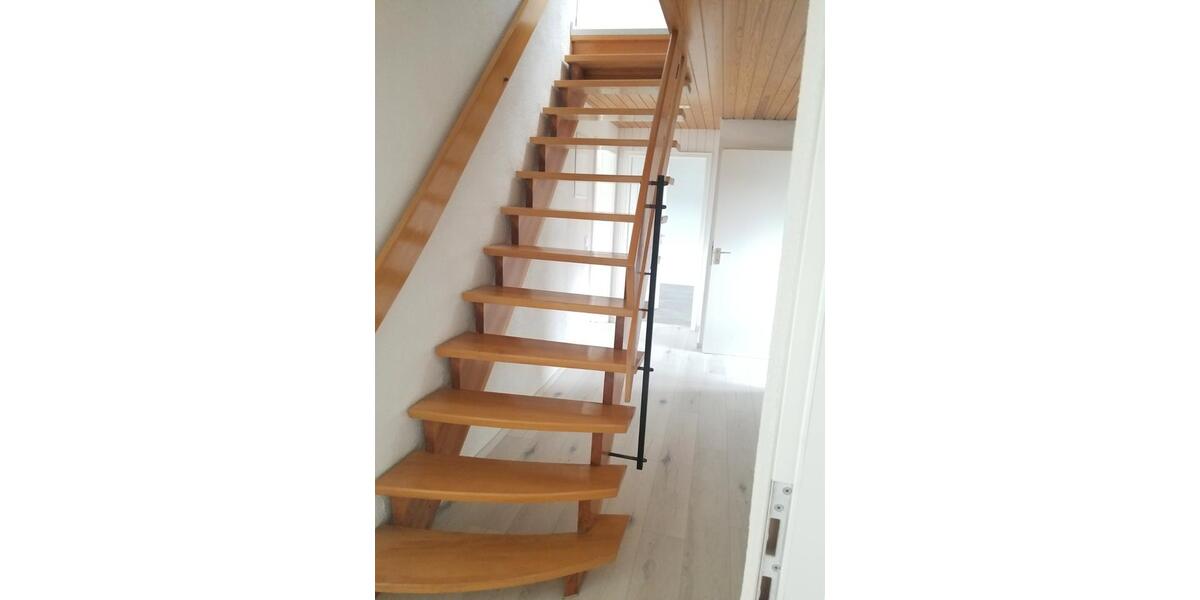 Dachgeschoßwohnung Donaueschingen - 3 Zimmer, 85 m&sup2;, 680&euro; | Angebot:26364859