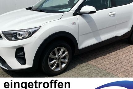 Kia Stonic 74.174 km 10.450 &euro; Bremerhaven 27580