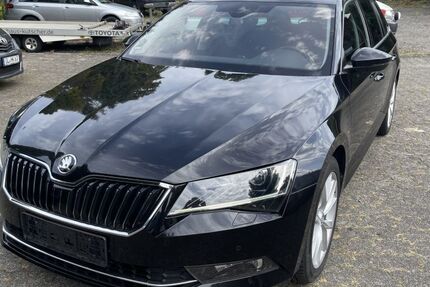 Skoda Superb 132.000 km 21.290 € Wipperfürth 51688