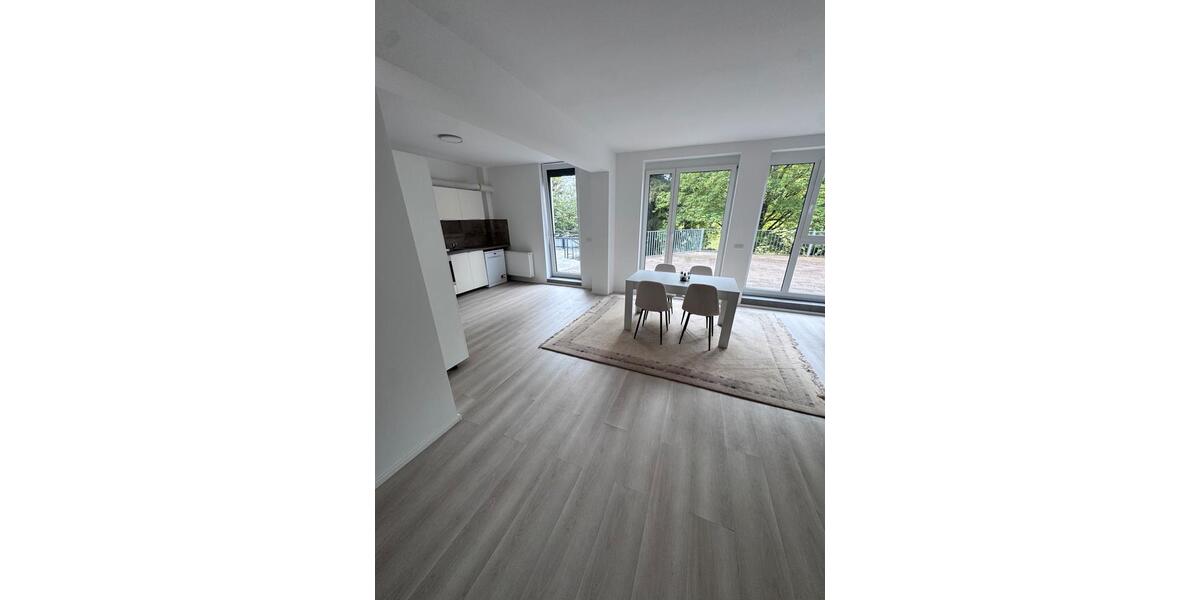 Erdgeschoßwohnung Baiersbronn - 2 Zimmer, 85 m&sup2;, 1.200&euro; | Angebot:26670388