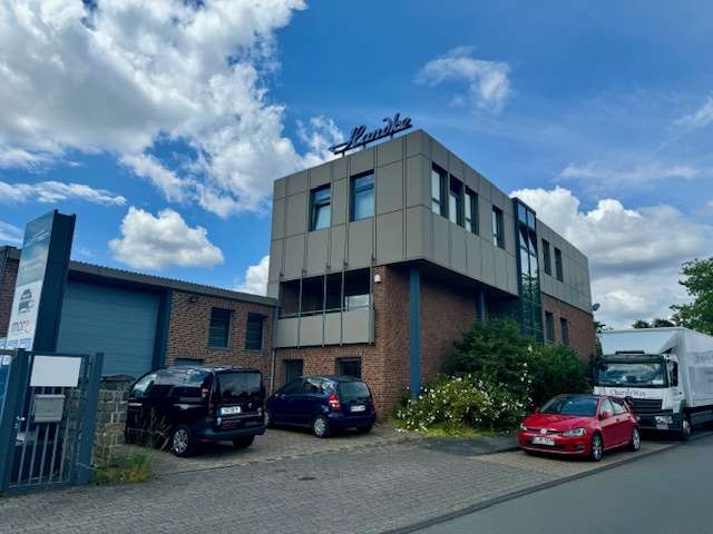 Halle in Solingen 979.000 € 420 m²