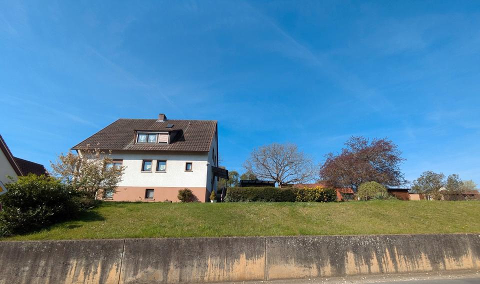 Einfamilienhaus Werneck - 9 Zimmer, 145 m&sup2;, 270.000&euro; | Angebot:26317029