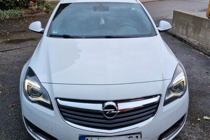 Opel Insignia 160.000 km 11.700 € Berching 92334