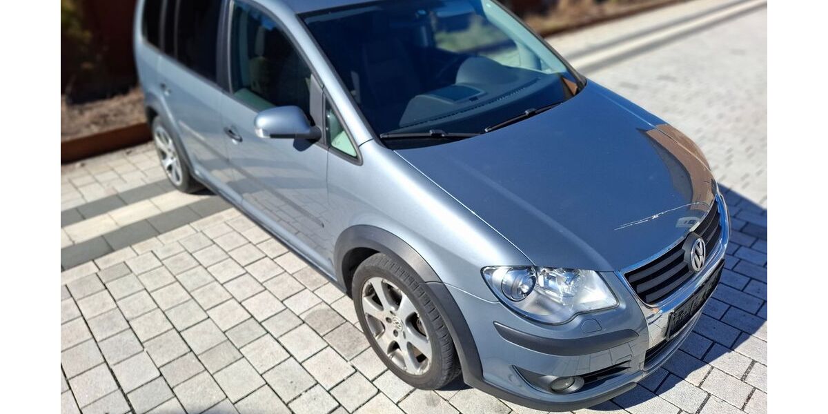 VW Touran 210.000 km 4.199 &euro; zella-mehlis 98544