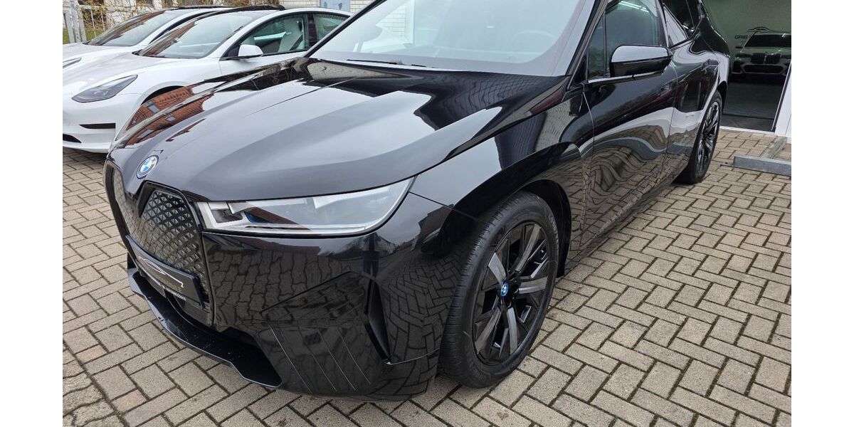 BMW iX 151.500 km 33.915 &euro; Seesen 38723