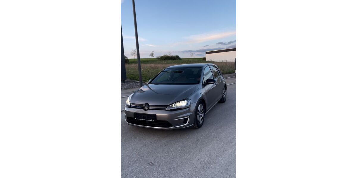 VW Golf 43.201 km 11.800 &euro; Villingen Schwenningen 78052