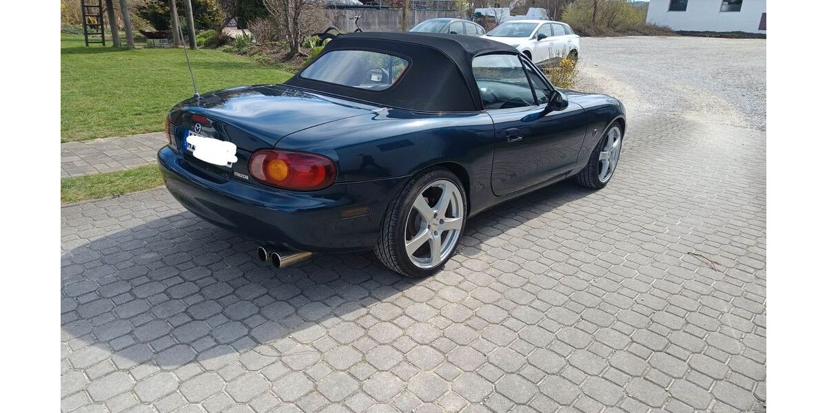 Mazda MX-5 207.000 km 5.050 &euro; Aichach 86551