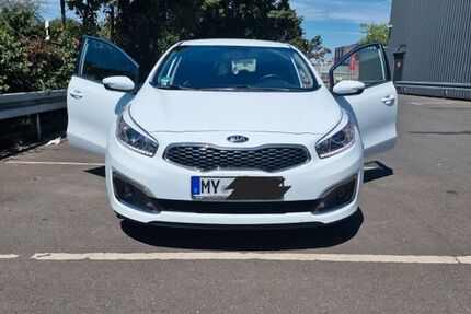 Kia ceed / Ceed 136.000 km 8.500 &euro; Andernach 56626