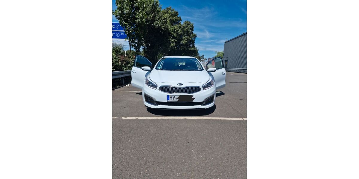 Kia ceed / Ceed 136.000 km 8.500 &euro; Andernach 56626