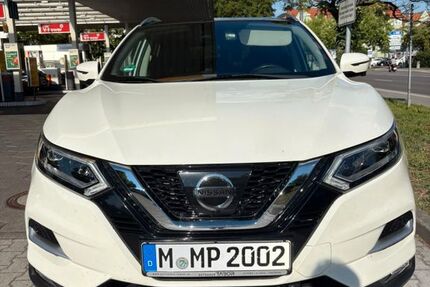 Nissan Qashqai 102.000 km 7.800 &euro; münchen 80687