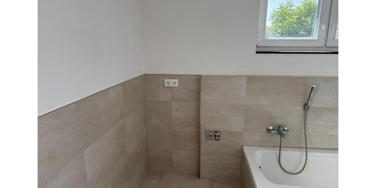 Doppelhaushälfte Frankfurt am Main West - 4 Zimmer, 113 m&sup2;, 2.300&euro; | Angebot:26093726