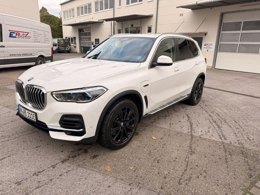 BMW X5 119.500 km 48.600 € Winnenden-Hertmannsweiler 71364