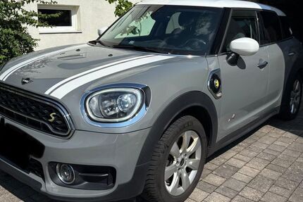 Mini Countryman SE (Cooper) 93.000 km 18.500 &euro; Heusweiler 66265