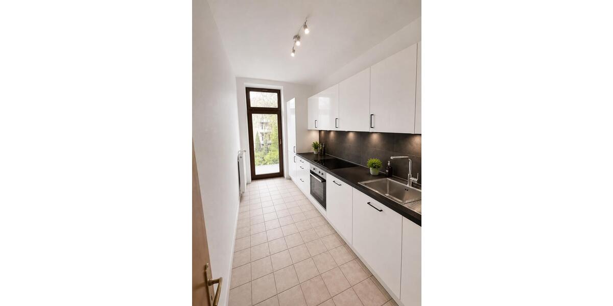 Etagenwohnung Zwickau - 4 Zimmer, 120 m&sup2;, 900&euro; | Angebot:26534400
