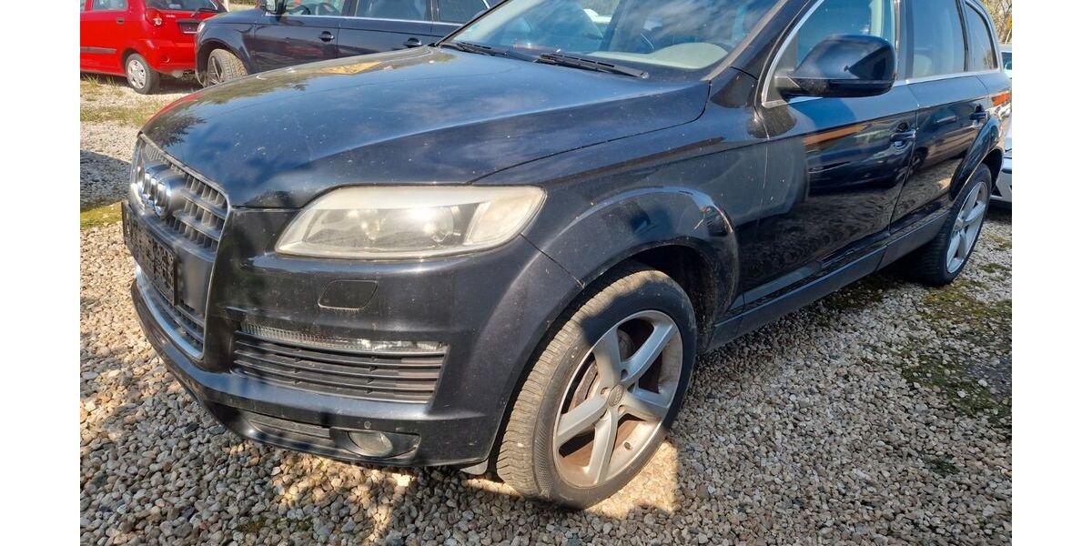 Audi Q7 204.300 km 8.500 &euro; Schmölln 04626