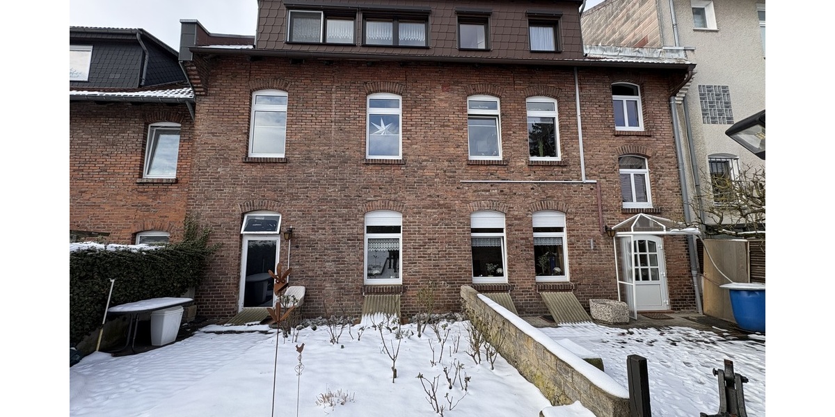 Ein Mehrfamilienhaus mit Gewerbeeinheit – solide Kapitalanlage in zentraler Lage von Seesen - Wohn- & Geschäftshaus Seesen | Angebot:25960862