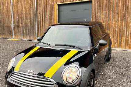 Mini One 102.500 km 6.849 &euro; Freilassing 83395